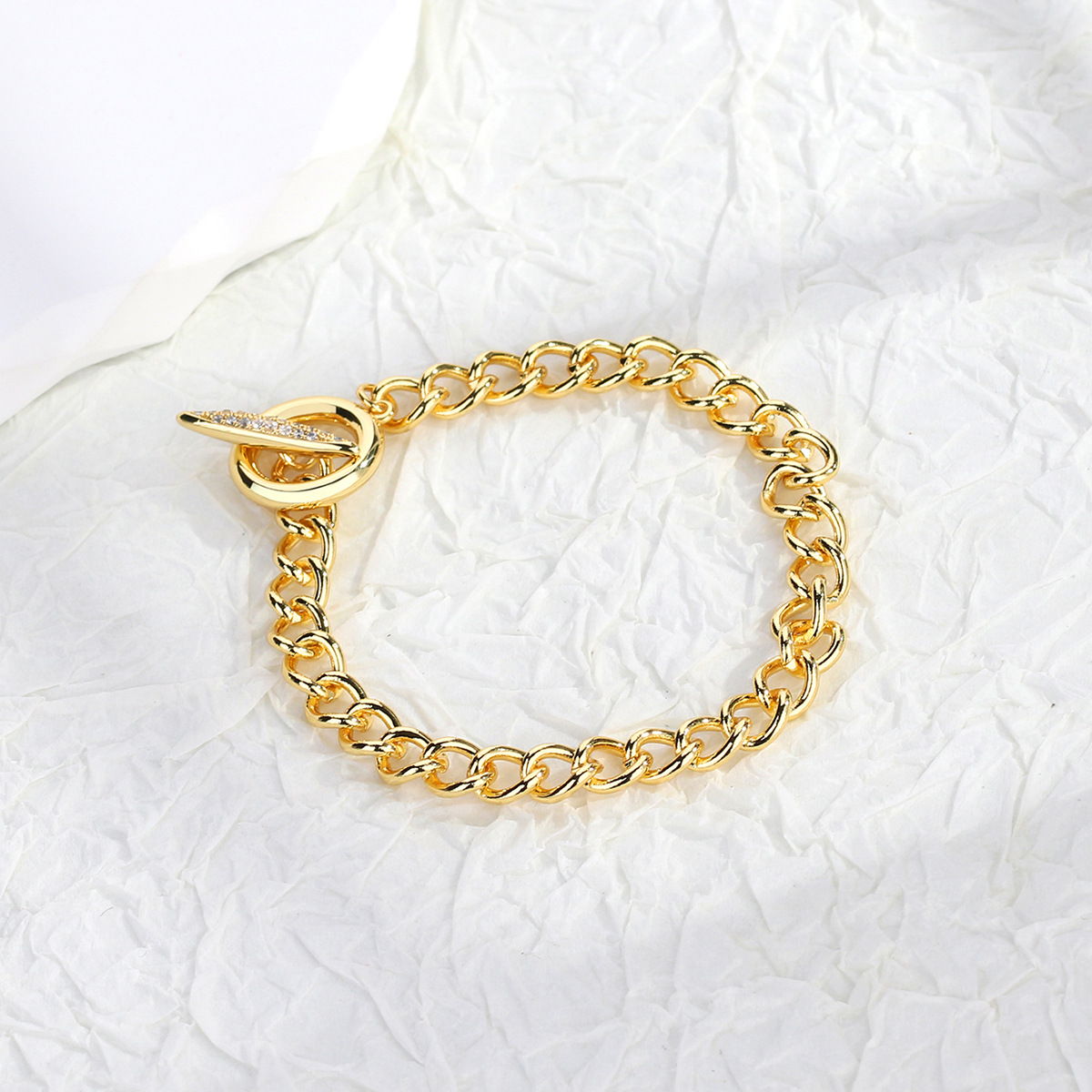 Refined Cuban Chain Bracelet